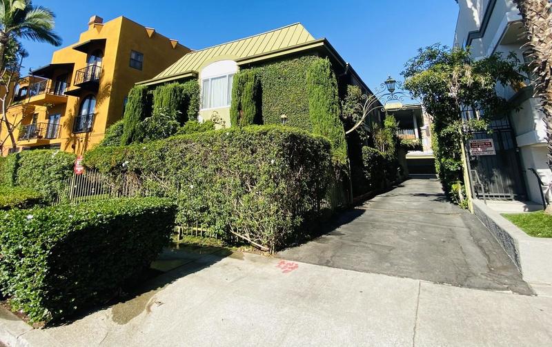 42089191  816 North Hudson Avenue #6 for Sale