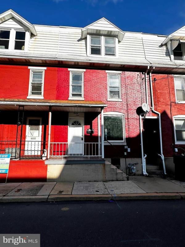29 S HULL ST, READING, PA 19608 Townhouse For Sale  MLS# PABK2038436