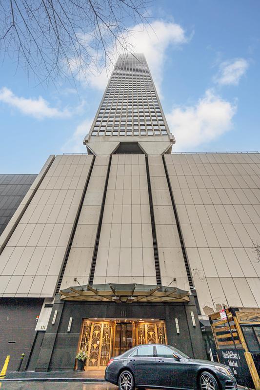 111 E Chestnut St Unit 1900C, Chicago, IL 60611  MLS# 12011597 for Sale
