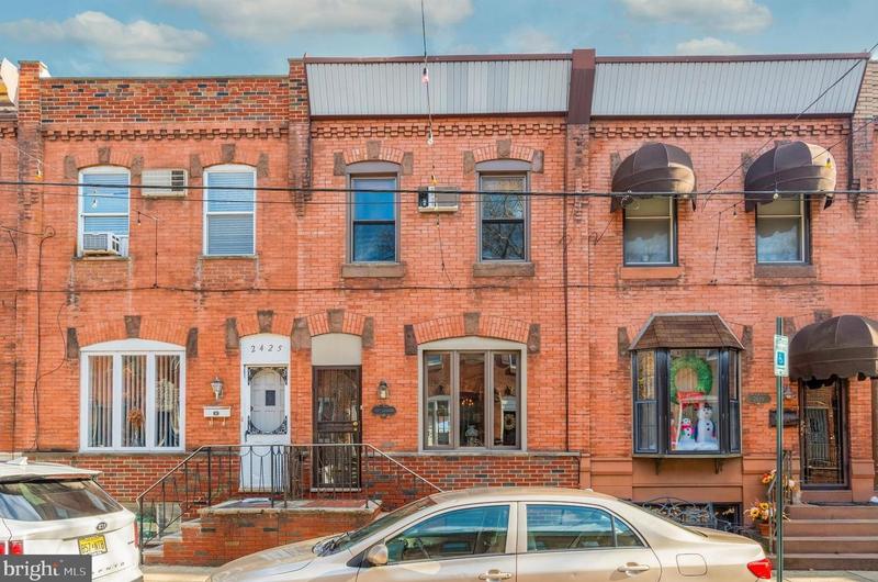 2427 S Lambert St, Philadelphia, PA 19145 - MLS PAPH2301858 for Sale