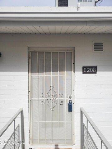 2 bedroom in Scottsdale AZ 85257 for Sale