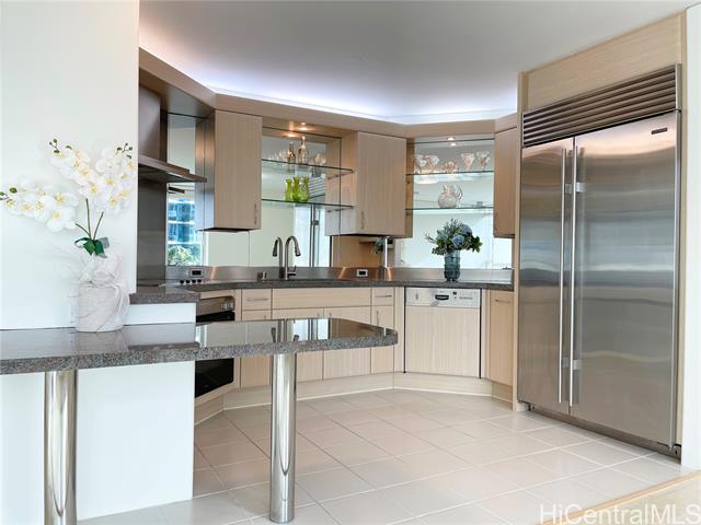 88 Piikoi Street 811, Honolulu HI 96814 for Sale