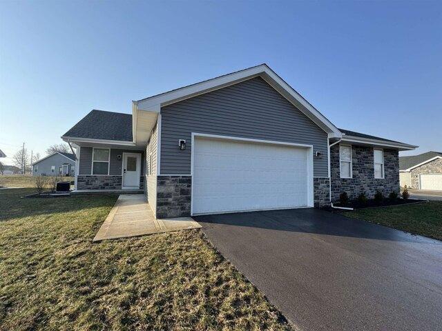 2 bedroom in Edgerton WI 53534 for Sale