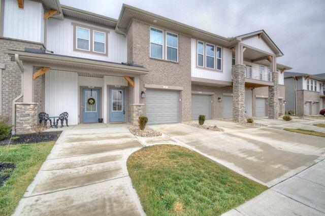 2 bedroom in Florence KY 41042 for Sale