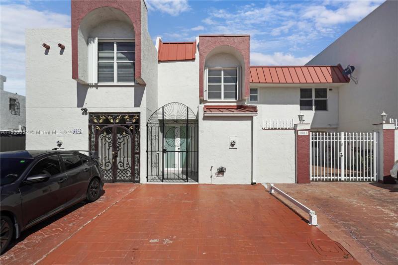1083 West 38th Street, Unit 238, Hialeah, FL 33012 for Sale