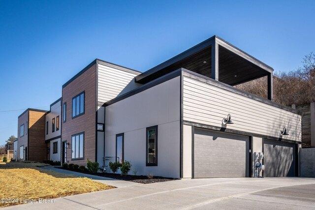 2 bedroom in Newport KY 41071 for Sale