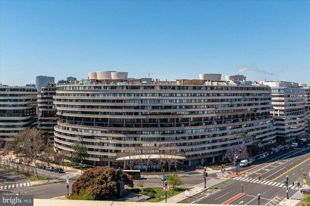 1 bedroom in Washington DC 20037 for Sale