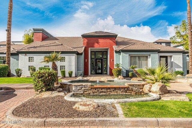 2 bedroom in Phoenix AZ 85013 for Sale