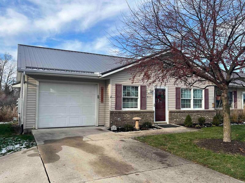 411 South Harkless Drive, Syracuse, IN 46567 for Sale