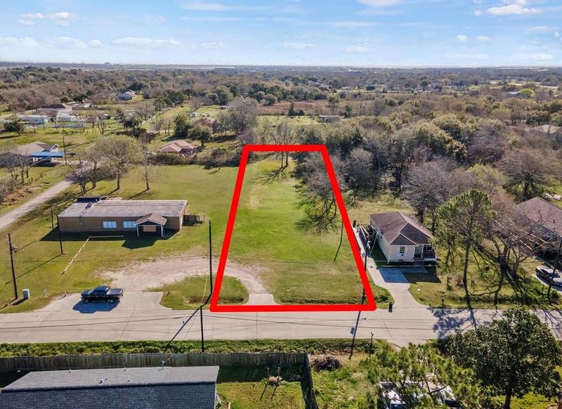 6505 Fairwood Rd, Hitchbird, TX 77563 - MLS 23475333 for Sale
