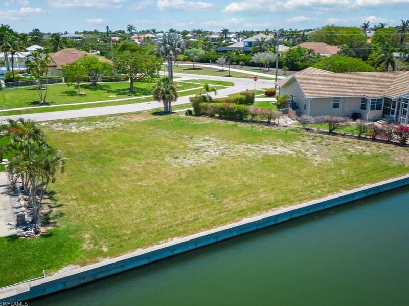 488 Capri Ct, Marco Island, FL 34145 - MLS 223035861 for Sale