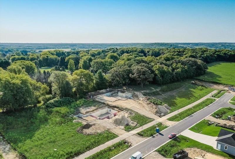 6683 Honeycomb Deforest Wi 53532, De Forest, WI 53532 for Sale