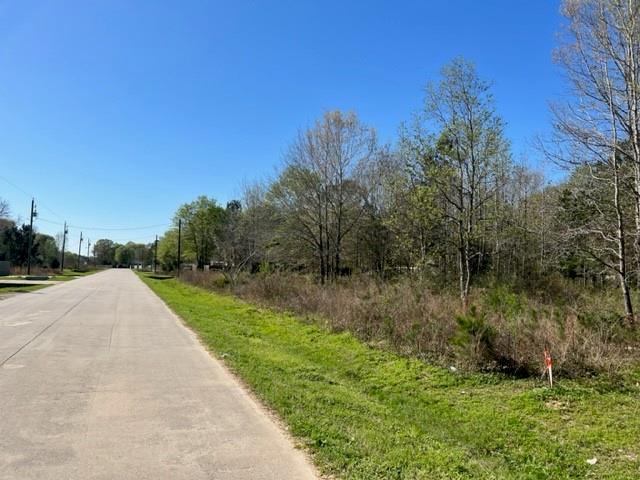1015 County Road 3405, Cleveland, TX 77327 for Sale