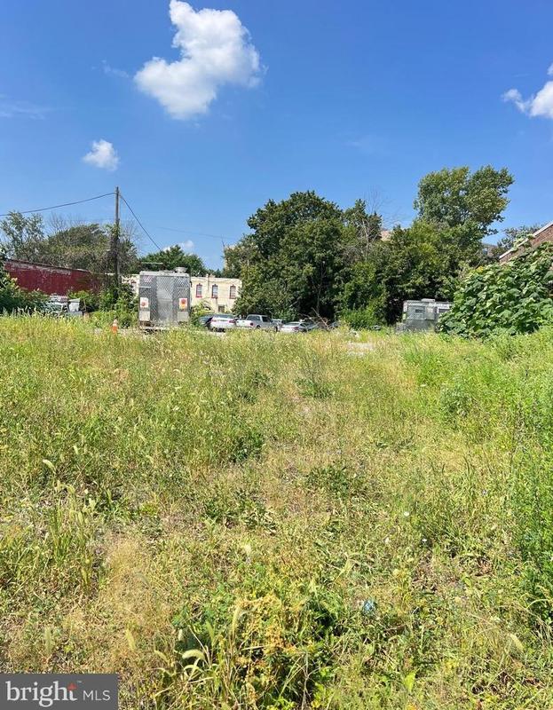 5813 Woodland Ave, Philadelphia, PA 19143 - MLS PAPH2291894 for Sale