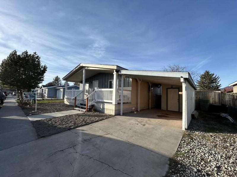 5461 Winterfield Way, Klamath Falls, OR 97603  623768603 for Sale