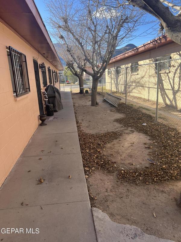 8965 Kenneth Street, El Paso, TX 79904 for Sale