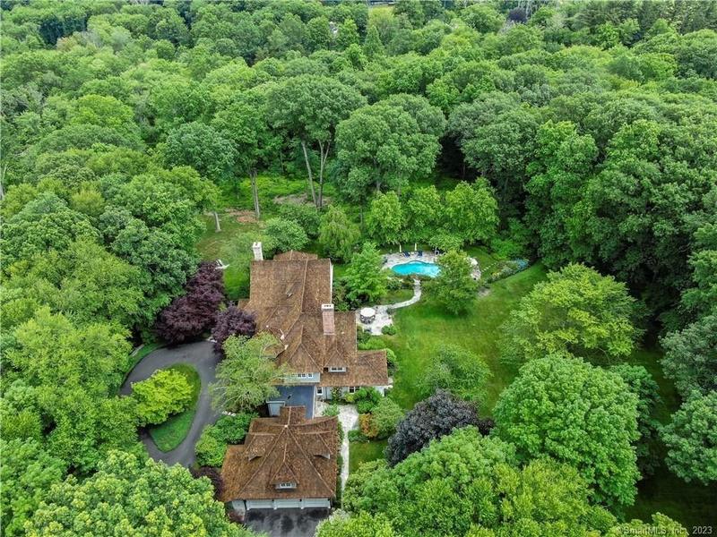 Weston, Fairfield County, CT Lakefront Property, Waterfront Property, House for sale Property ID: 416678115
