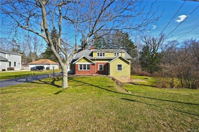 3 Bedroom 2.5 Bath In Orchard Park NY 14127 for Sale