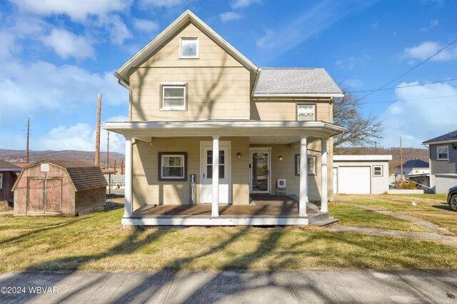 3 Bedroom 1 Bath In Lock Haven PA 17745 for Sale