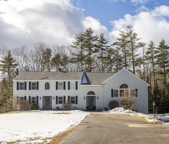 5 Bedroom 2.5 Bath In Westbrook ME 04092 for Sale