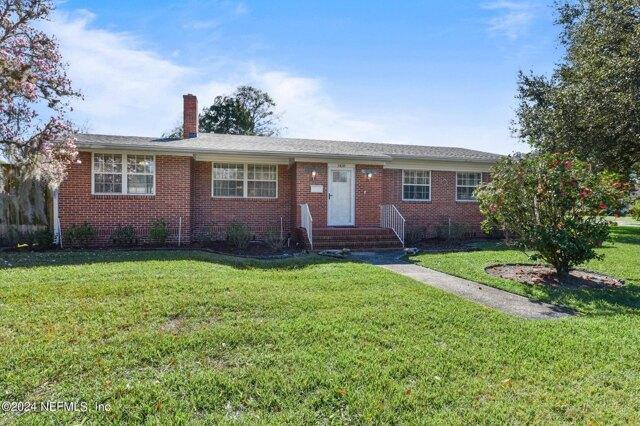 3 Bedroom 2 Bath In Jacksonville FL 32207 for Sale