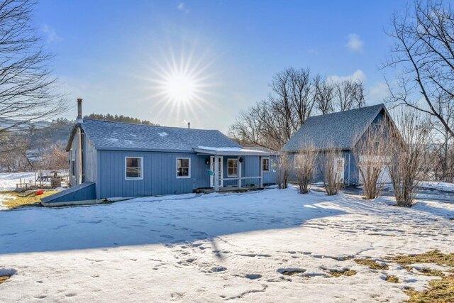 3 Bedroom 1 Bath In Middleinteraction VT 05602 for Sale