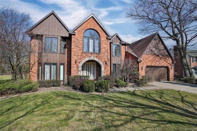 4 Bedroom 2.5 Bath In Orchard Park NY 14127 for Sale