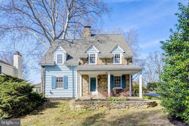 4 bedroom in Wayne PA 19087 for Sale