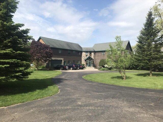 4 bedroom in Wisconsin Dells WI 53965 for Sale