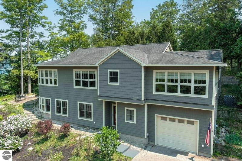 Beulah, Benzie County, MI Lakefront Property, Waterfront Property, House for sale Property ID: 416716818