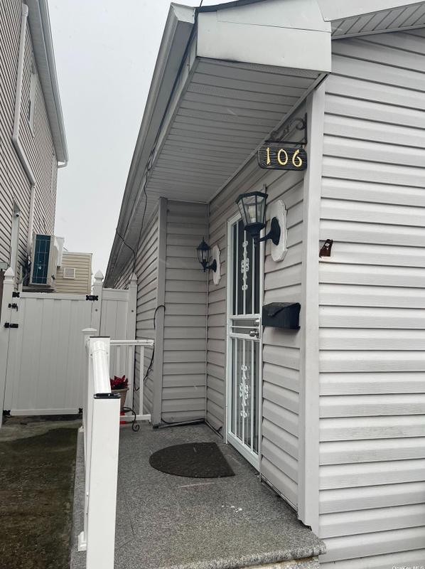 106 E 6th Rd, Broad Channel, NY 11693 - MLS 3524606 for Sale