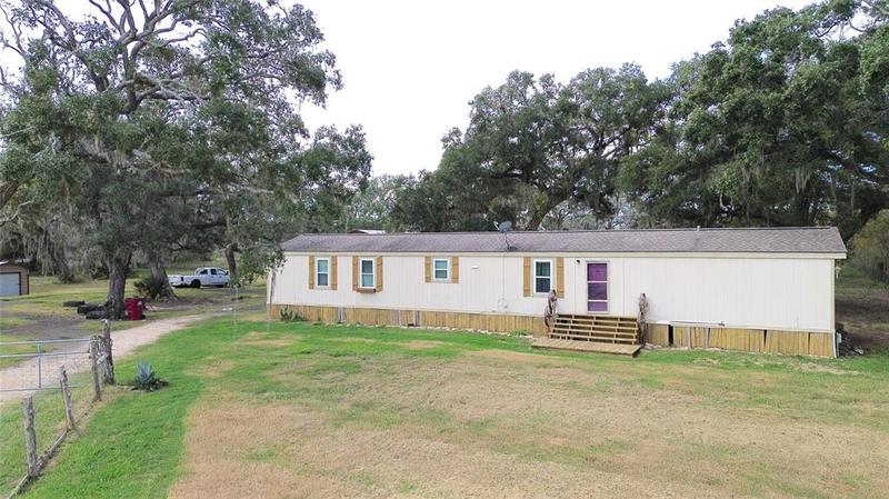 1983 County Road 344, Brazoria, TX 77422 for Sale