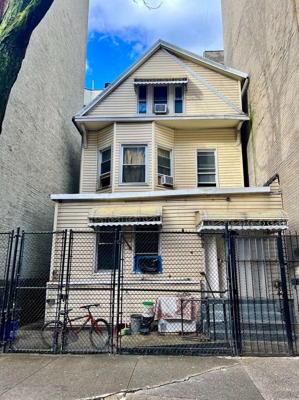 2481 Davidson Ave, Bronx, NY 10468 - MLS 3525583 for Sale
