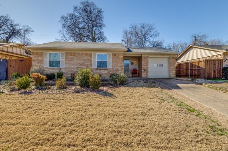 346 Linkwood Dr, Duncanville, TX 75137 - MLS 20536015 for Sale