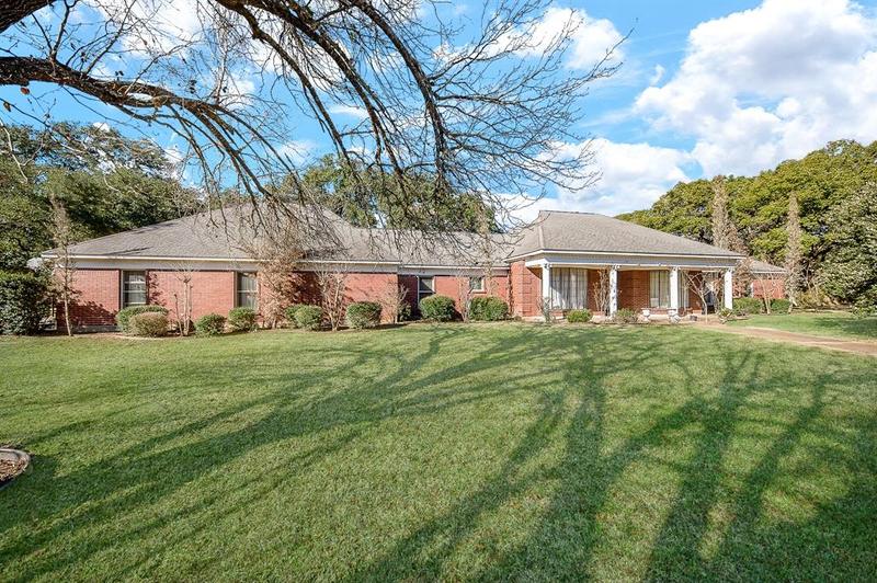 110 Becica St, Columbus, TX 78934 for Sale