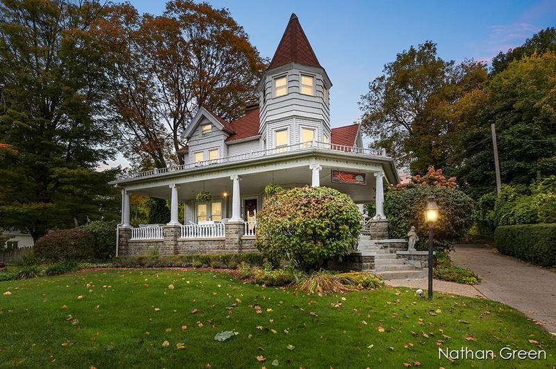 626 W Main St, Fennville, MI 49408 - MLS 23138932 for Sale