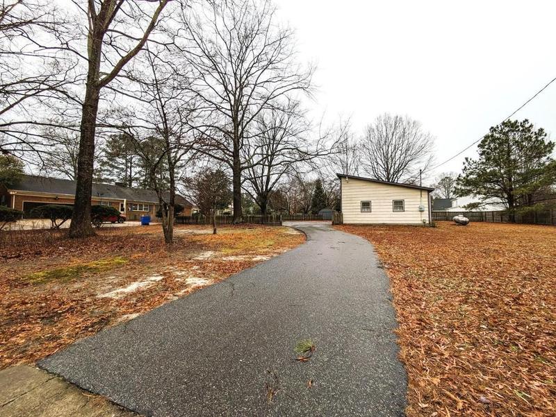 Single Family Residence - Fuquay Varina, NC  717 Broad St for Sale