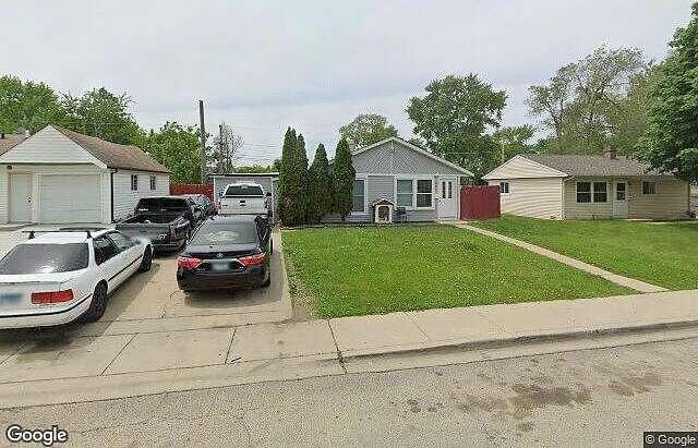 Ash, CARPENTERSVILLE, IL 60110  627135900 for Sale