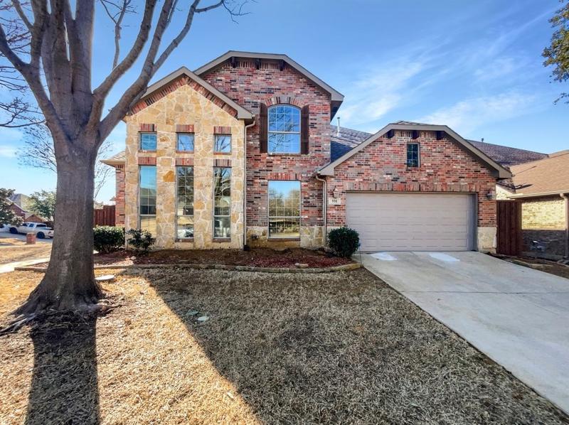 101 Stamford Dr, Hickory Creek, TX 75065 - MLS 20536743 for Sale