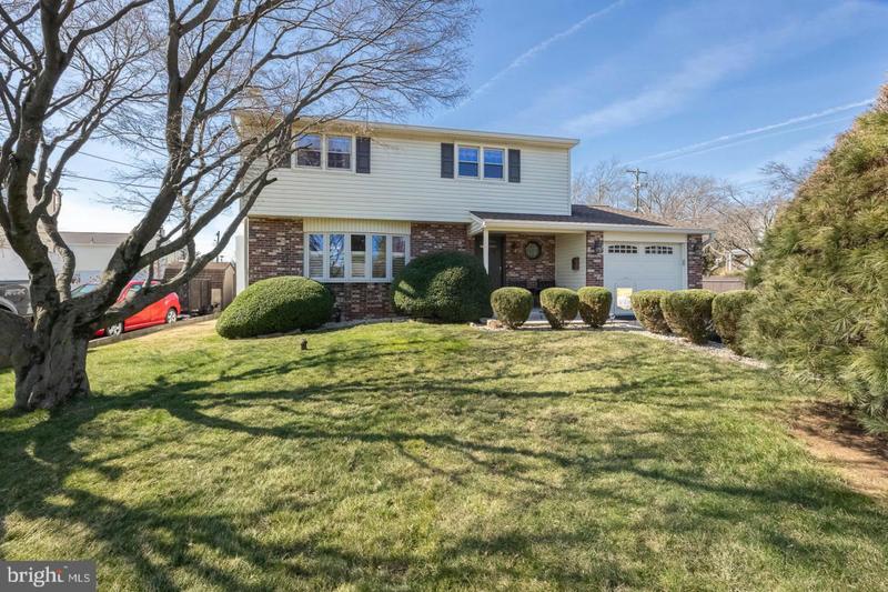 904 AVENUE E # D, LANGHORNE, PA 19047 Single Family Residence For Sale  MLS# PABU2066194