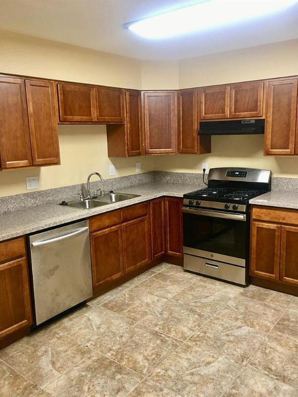 Cute 2bedroom/1bathroom house for rent!  3837 Belden St for Sale