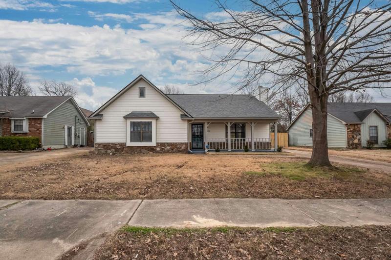 2610 LAKESIDE DR, Memphis, TN 38133 Single Family Residence For Sale  MLS# 10166552