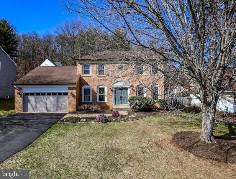 1111 Janney Street Southwest, Leesburg, VA 20175 for Sale