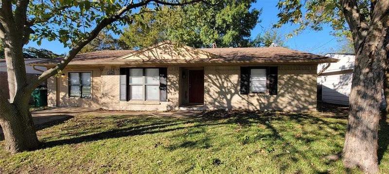 Single Family Residence, Traditional - Greenville, TX  3100 Lark St for Sale