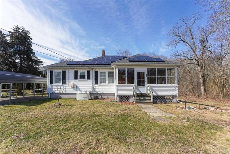 16 Carmen St. Attleboro, MA 02703  628023015 for Sale