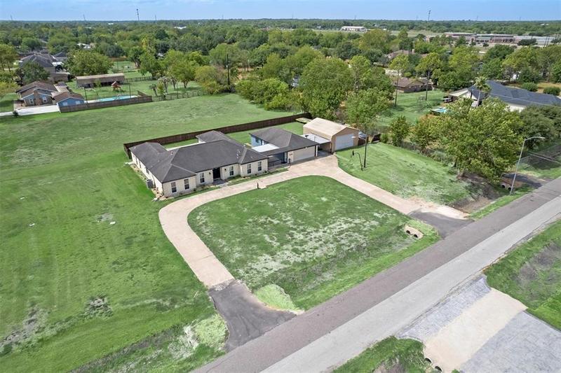 6930 Westlea Ln, Pearland, TX 77584 for Sale