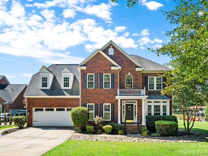 260 Chandeleur Drive, Mooresville, NC 28117 for Sale