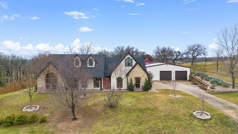 437 Adair Ln, Weatherford, TX 76088 for Sale