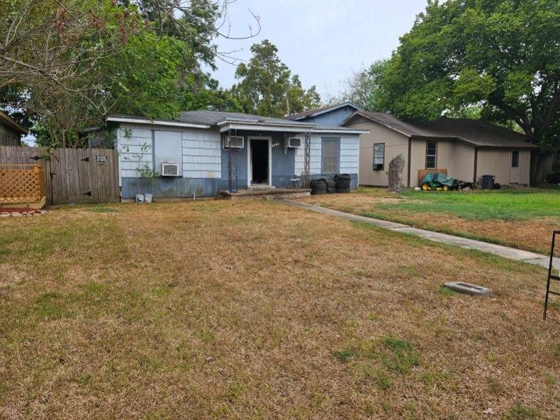 1411 W 5th St, Freeport, TX 77541 for Sale