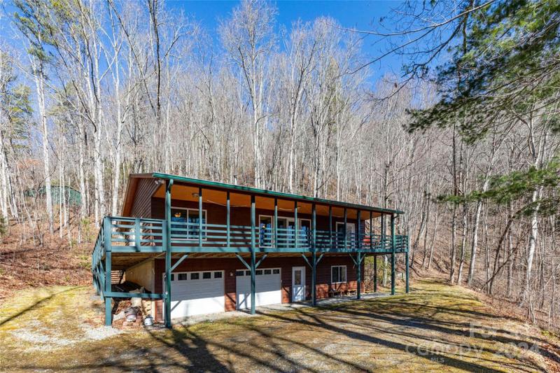 464 EAGLES ROOST, Bryson City, NC 28713 Single Family Residence For Sale  MLS# 4106127